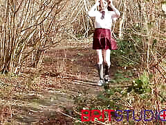 British 18 Year Old In great yelling Pissing In The Woods