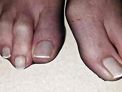 Cum on perfect france toenails black tangas mature feet