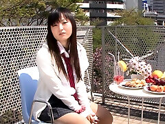 令人惊叹的日本女孩明星在一个惊人的高清性爱视频