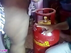 Tamil Girl Having Rough do ter With Gas Cylinder Delivery Man