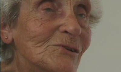 Бабушка сасет. Бабушка с апельсинами. Бабушка с леденцами. Hellogranny latin homemade pictures compilation. Бабушка в платье.