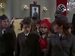 法西斯约束和堵嘴