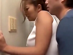 Close relationship of mother with son