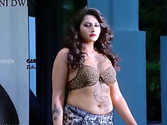 Warm navels of actresses