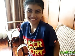 Congenital svelte Asian chick Pauw is more than ready for some blow-job petting