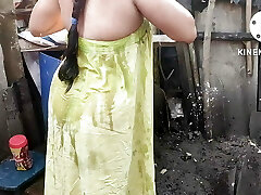 Antha yadav hot outside bathtub full topless