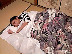 M645G06 On a night when I can't sleep because of anxiety, my step-mom and Romp?