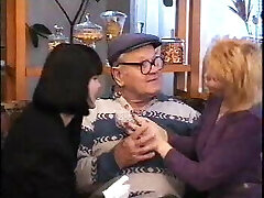 Grandpas جشن تولد