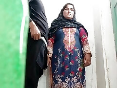 Instructor girl sex with Hindu student leak viral MMS stiff sex with Muslim hijab college girl