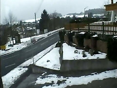 blondes adolescentes reibt ihre fotze blondes adolescentes reibt ihre fotze