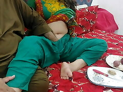 XXX Desi Helping My Stepmom In Cutting Vegetable Than Shagging Her Big Ass Hotwife My Stepdaddy Clear Hindi Audio