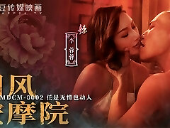 Asian massage female gives happy completing to emperor - Amateur Sex with Big boobs