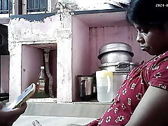 Indian house wife big baps nippals kiss