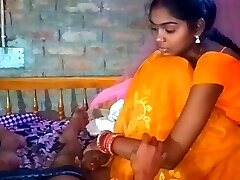 Nai Naveli Dulhan Ki Chudai Husband and Wifey Sex