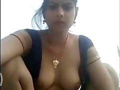 Bhani ne apna chut and chichi dikhaya mujhe bheja