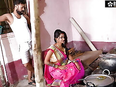 Desi Khub Niman Sudipa Bhouji ke Pele me bahut Neek Lagela Rassoi me Utter Video 