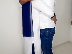 ඉසකල සර ගන බරනන බ Sri Lankan College Honey Fucked By Class Lecturer