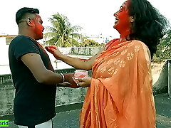 18yrs Tamil boy fucking 2 beautiful milf bhabhis together at Holi festival
