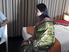 A boss called her secretary and both got a great fucking session in Hotel Room