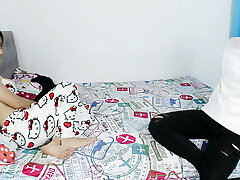 मेरी सौतेली माँ पर महान बकवास& # 039; मेरे सींग का सौतेला भाई के साथ घर - स्पेनिश में अश्लील