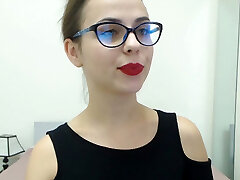 In love with this 18yo nerdy teen round donk