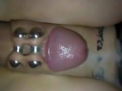 Traspasado y se atornillan en el coño 