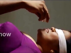 Aunty sizzling deep ice navel play