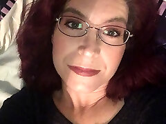 Vulgar Chat with Buddy and Showing my Cunt