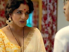 Hot sexy Bhabi with big baps has romance with Thakur