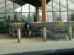 crossdresser shopping