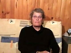 Nice old granny fellating cock and getting a hard fucking