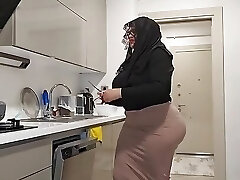 My stepmother's thong doesn't fit her big backside.