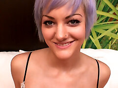 Smallish Emo Teen With Meaty Pussy Lips Sucks and Fucks