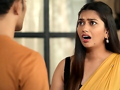 indian stunner fingering her pussy