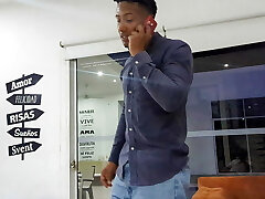 Antonella is interviewed to be a maid and convinces her fresh employer with a deep throat