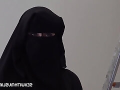 Sizzling Muslim Babe Gets Hard Fuck