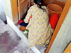 Leave the doll from dhaba