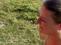 Public scandal! As a shag, blow and swallow tramp, for everyone, on a public bathing lake! Full Vid