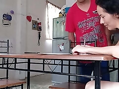 Stepdad interrupts my work, old pervert makes me suck dick, don't squirt your cum in my mouth!