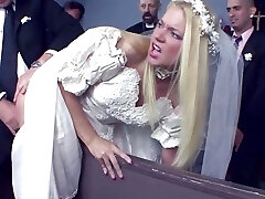 Blonde slut wants a last 3 way before wedding