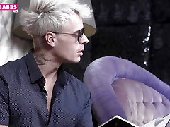 TEEN First-ever TIME ANAL CASTING