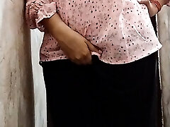 Bhabhi ne assfuck me li bottle fir aaya maja molten indian desi bhabhi