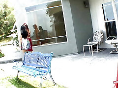 Red-haired helps girl get over her confidence issues by training her how to make out