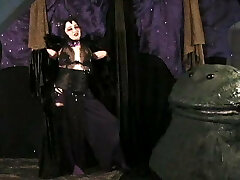 Woman LaVore & Malificent are La Vore Girl 