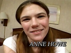 Милый подросток дает Rimjobs и приколами на пизду