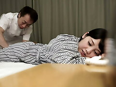 MILF Gets High-Intensity Massage from Middle-Aged Man with Lots of Practice in Sensitive Areas