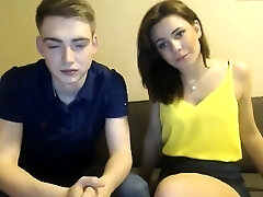 Alluring babe with perky mounds delivers a hot blowjob on