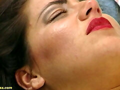 ее первый грубый анальный секс