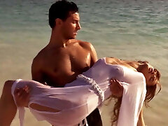 AnnaLynne McCord Puffies On ScandalPlanet.Com