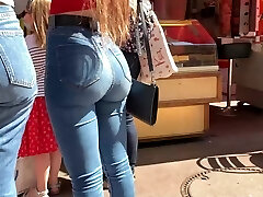 Bubble Butt amazing ass Tight Jeans